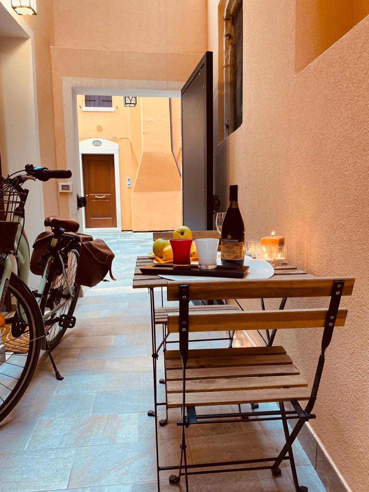Casabella Chioggia Casa Indipendente Con Corte Eksteriør billede