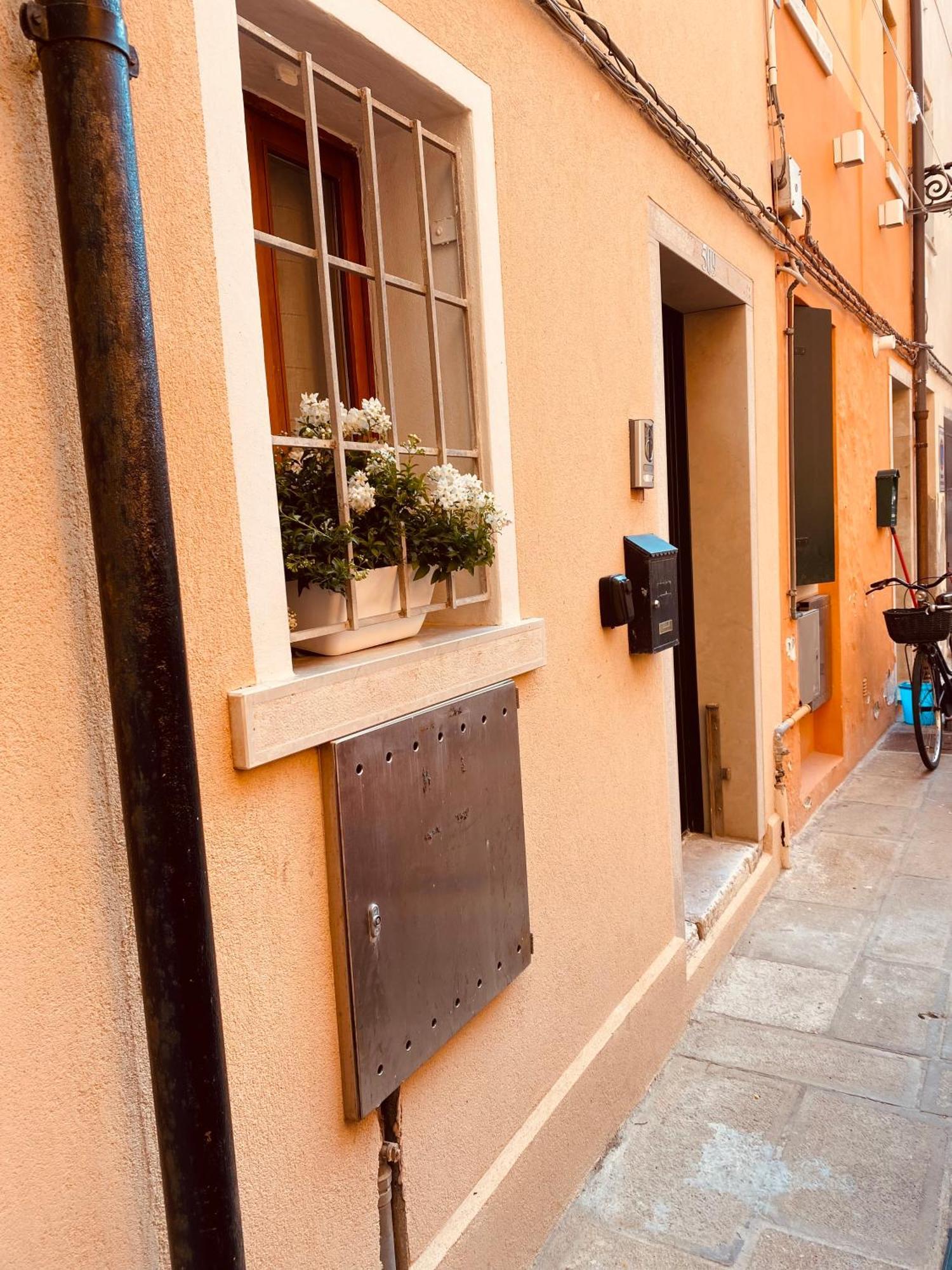 Casabella Chioggia Casa Indipendente Con Corte Eksteriør billede
